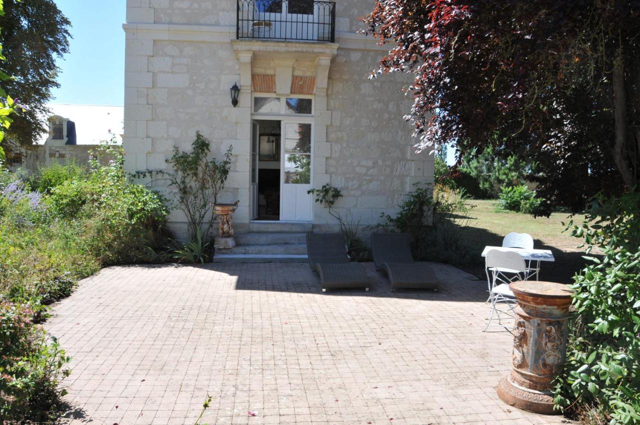 La Terrasse De L'Orangerie Du Chateau - Art Nouveau - Gite 2 Personnes Brain-sur-Allonnes Esterno foto