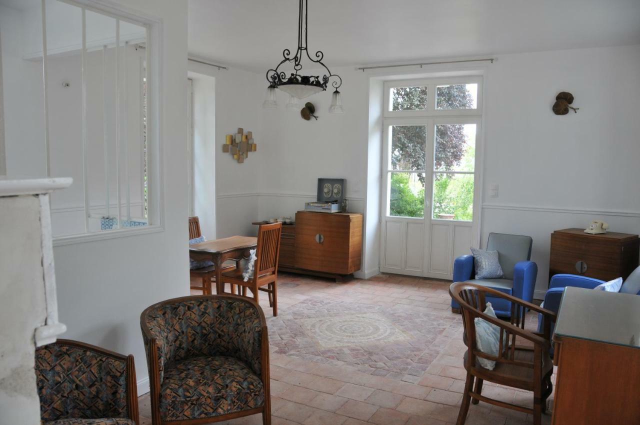 La Terrasse De L'Orangerie Du Chateau - Art Nouveau - Gite 2 Personnes Brain-sur-Allonnes Esterno foto